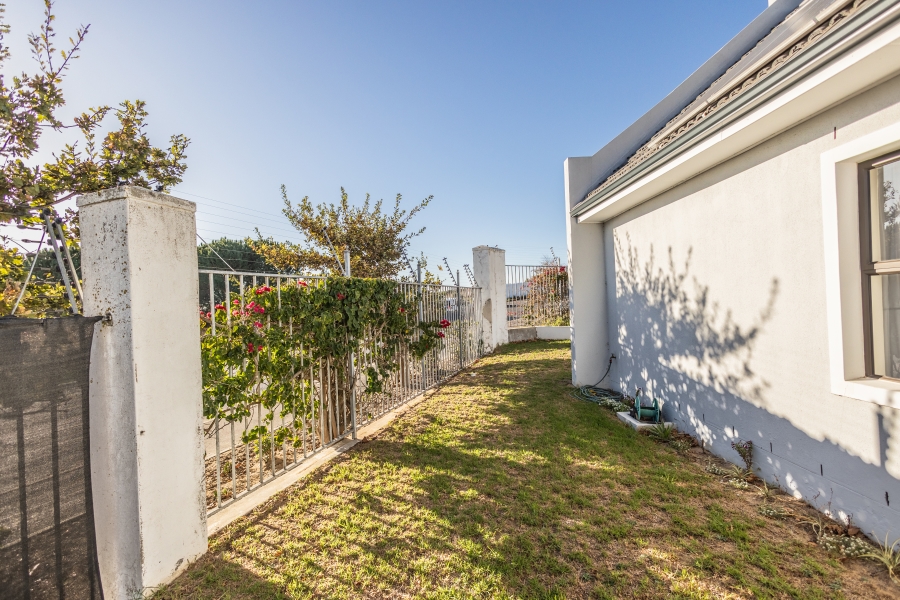 2 Bedroom Property for Sale in Zevenwacht Retirement Village Western Cape